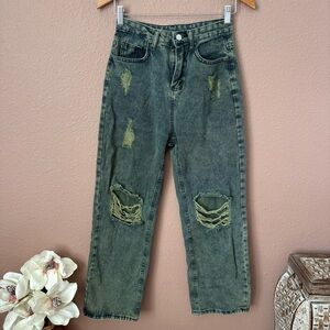 Distressed Wide Leg Jeans